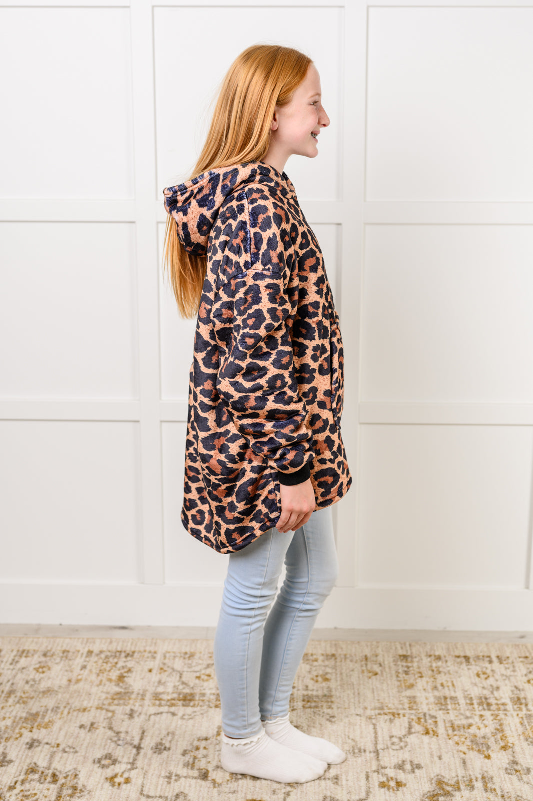 Kids Oversized Hoodie Blanket in Leopard