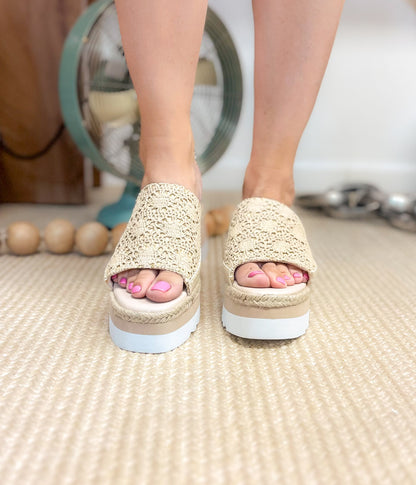 Ophelia Wedges in Cream