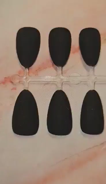 Medium Almond Press On Nails