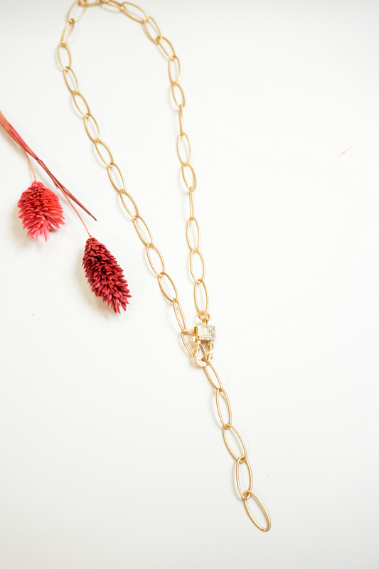 Glitter Lariat Necklace in Gold